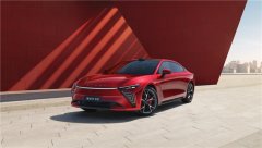 星纪元ES对比小米SU7：全方位安全性能守