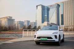 <strong>自动泊车界的顶流！星途ET5彻底治愈你的</strong>